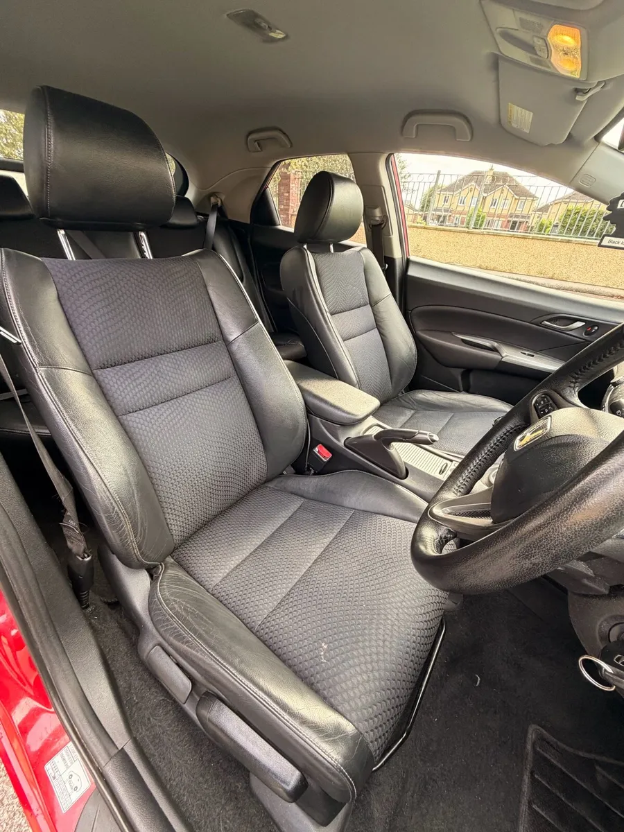 HONDA CIVIC 1.3 petrol NCT & TAX - Image 6