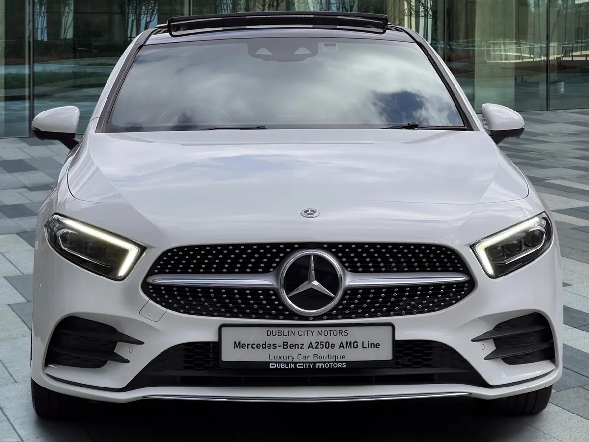 Mercedes Benz A250e AMG-Line Sedan *Panroof* - Image 2