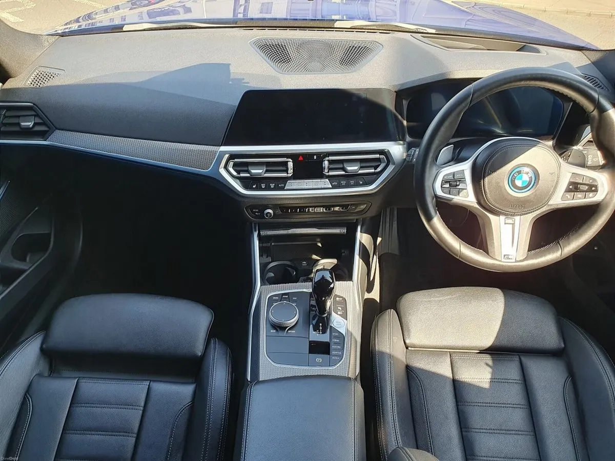 BMW 3-Series 330e M Sport Touring - Image 4