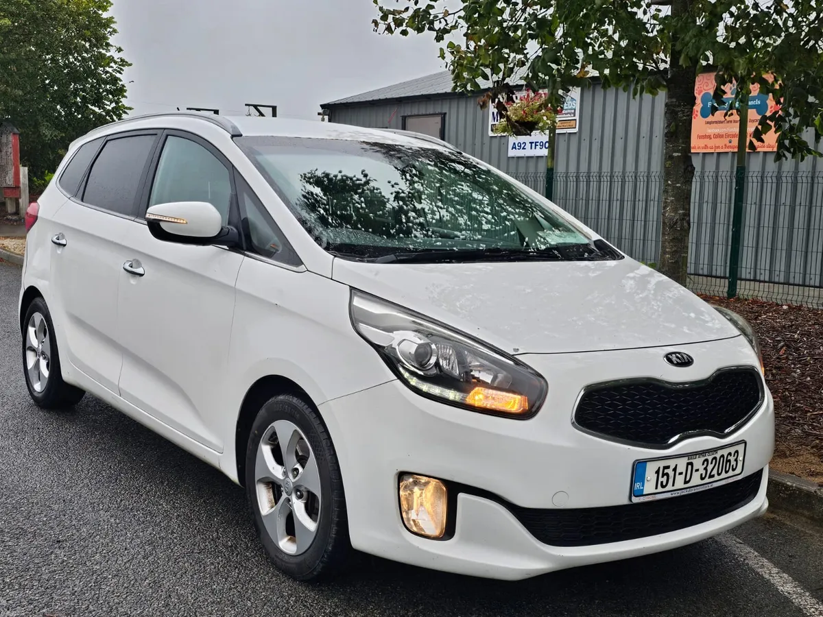 2015 KIA CARENS diesel 7 SEATS bargain €3,650 - Image 1
