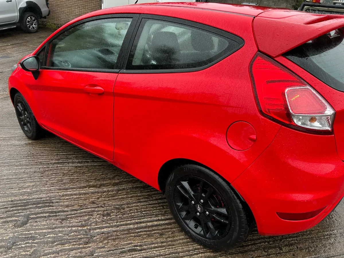 2016 FORD FIESTA 3dr 1.2 PETROL - Image 5