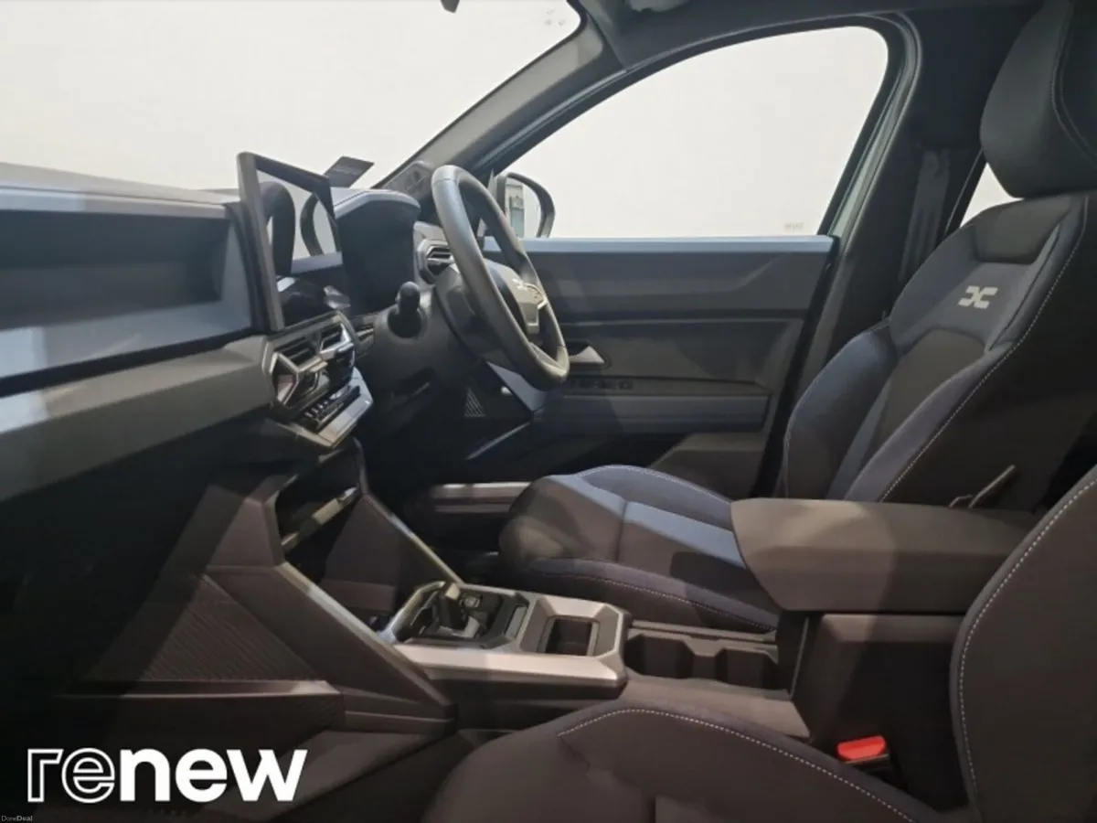 Dacia Bigster HEV Expression 5 Door - Image 5