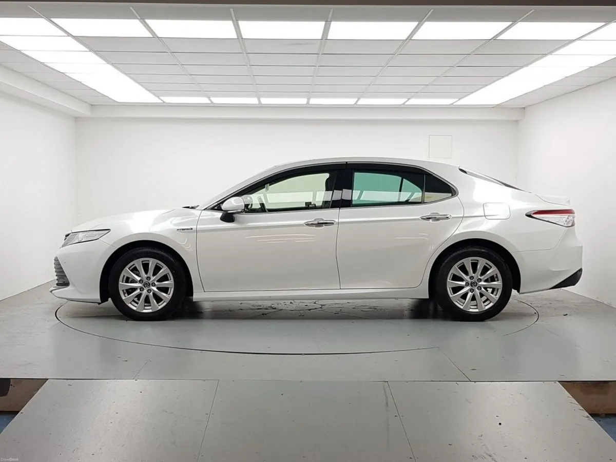 Toyota Camry 2.5 Camry Hybrid - Image 5