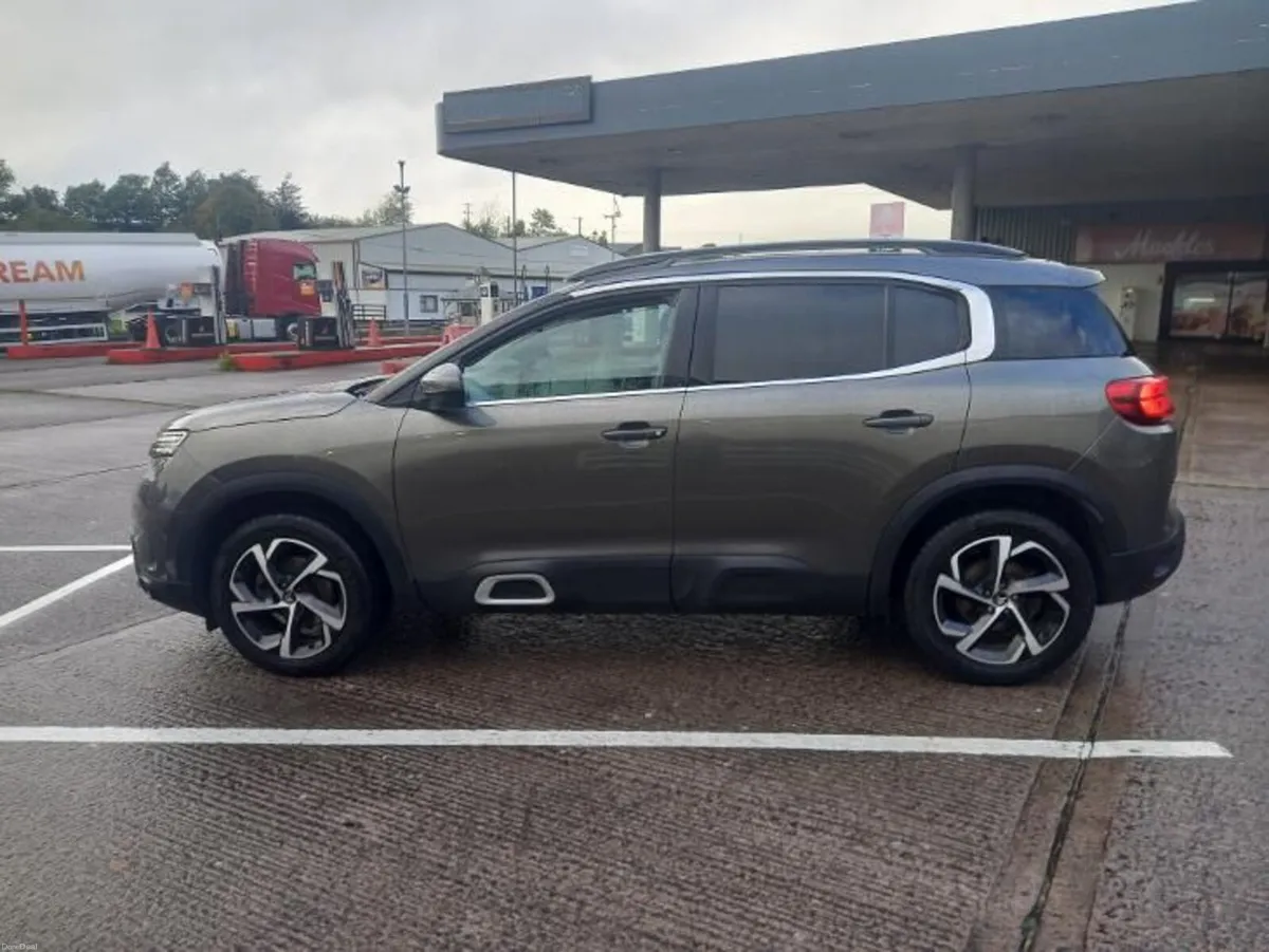 Citroen C5 Aircross 2022  1.5 DIESEL - Image 2