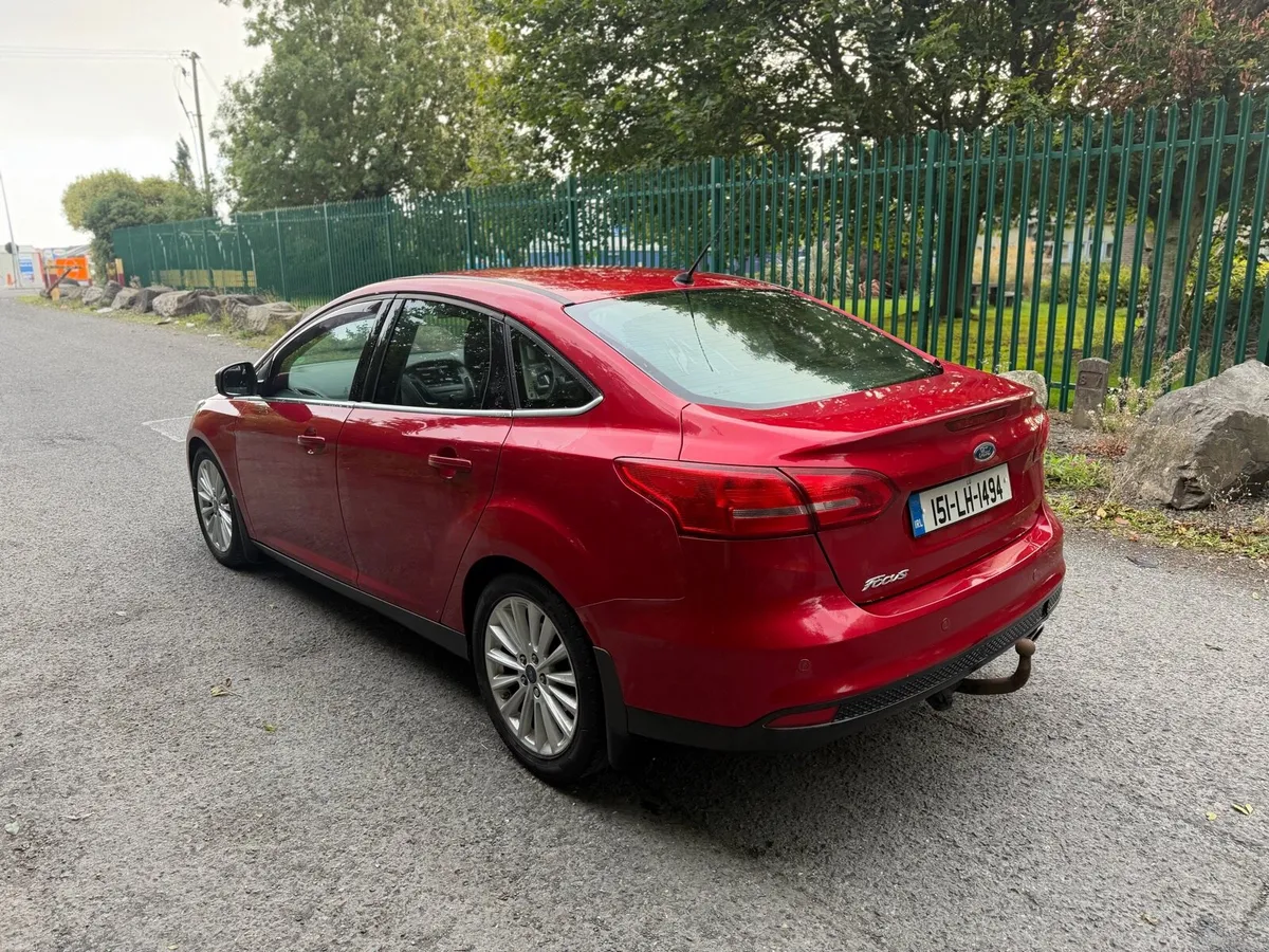 Ford Focus Automatic Low Km! Titanium - Image 5