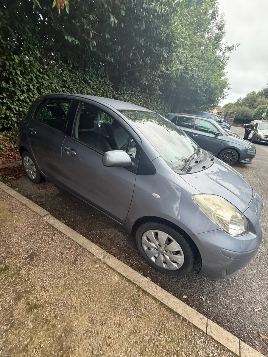 Toyota Yaris - Image 2