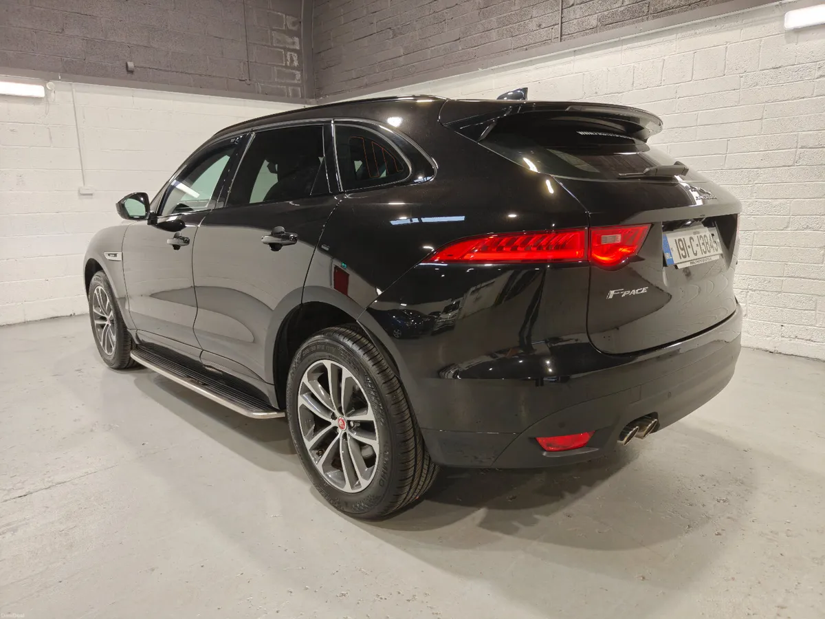 2019 JAGUAR F-PACE R-SPORT 180BHP AUTOMATIC - Image 6