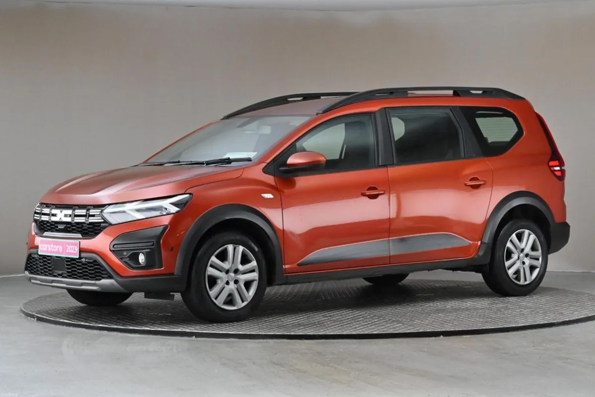Dacia Jogger 1.0 TCE EXPRESSION 7SEATS **REVERSE C - Image 4