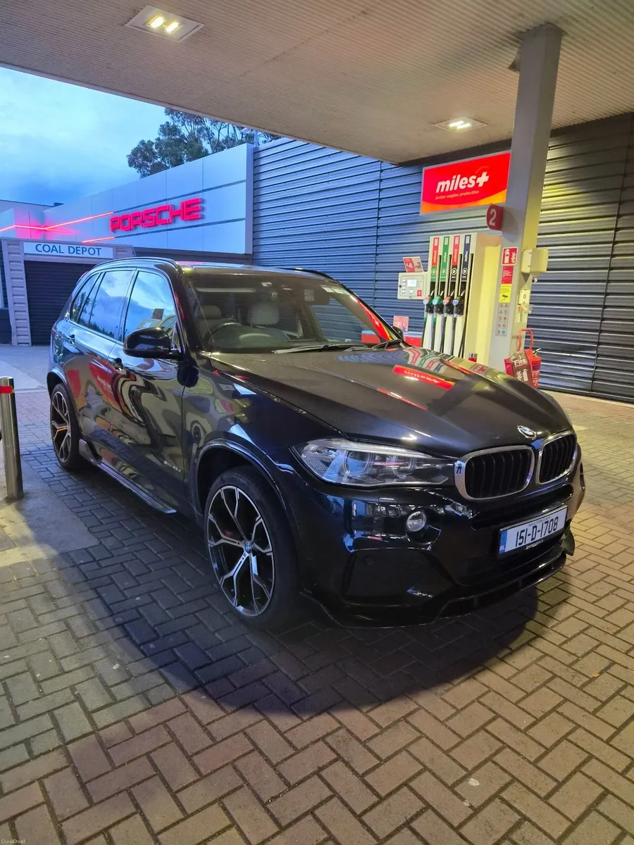 BMW X5 2015 - Image 1