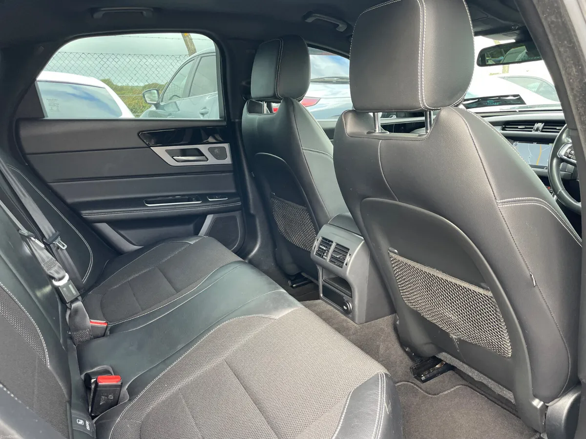Jaguar XF R-Sport - Image 6