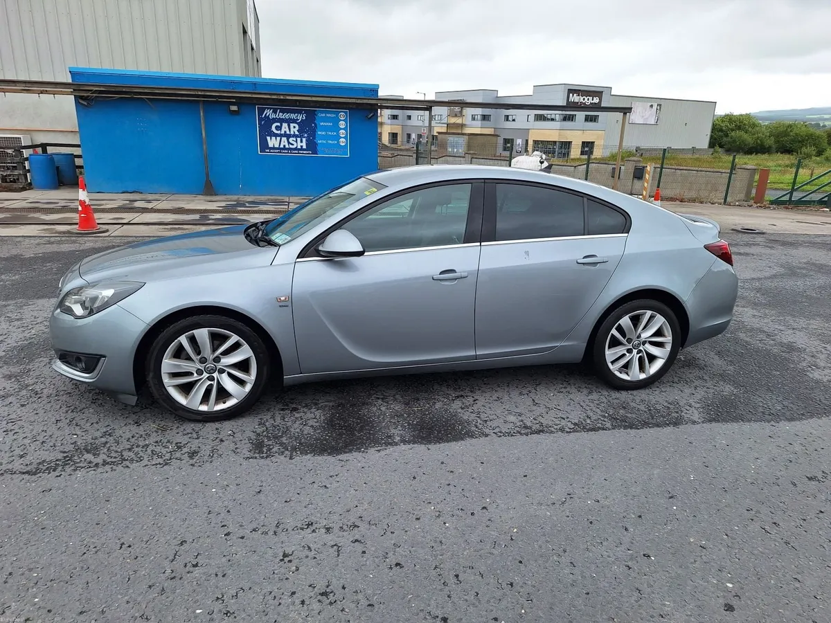 Vauxhall Insignia 2016 bargain of the week - Image 6