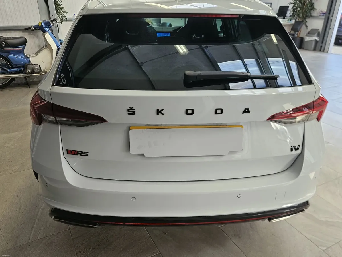 22 SKODA OCTAVIA VRS PLUG IN HYBRID 1.4 PETROL - Image 5