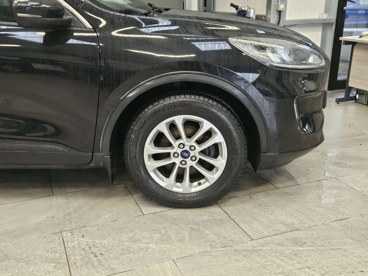 21 FORD KUGA TITANIUM 1.5 DIESEL - Image 4