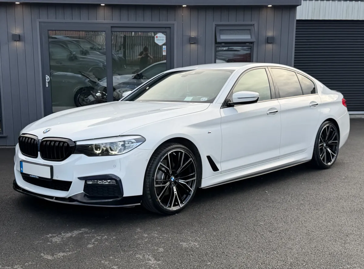 2018/181 BMW 520D G30 MSPORT - Image 2