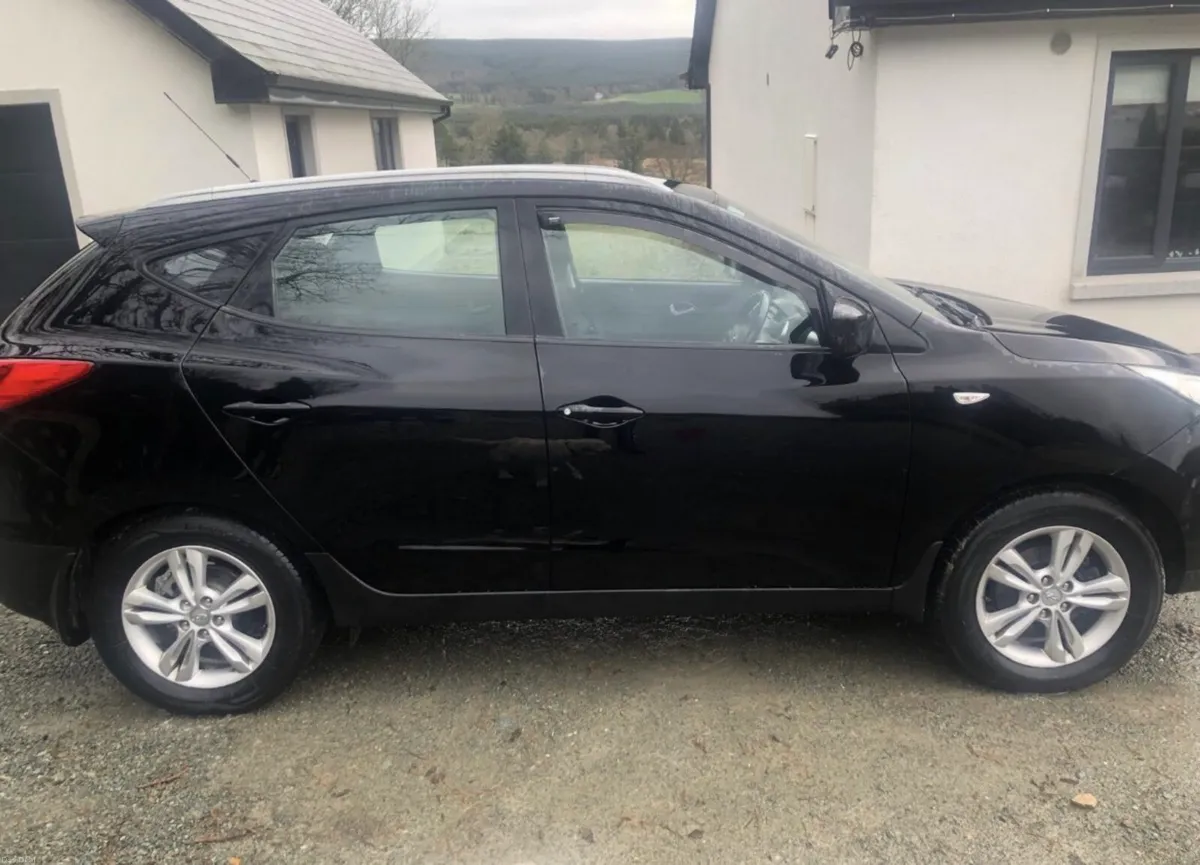 Hyundai IX35 - Image 3