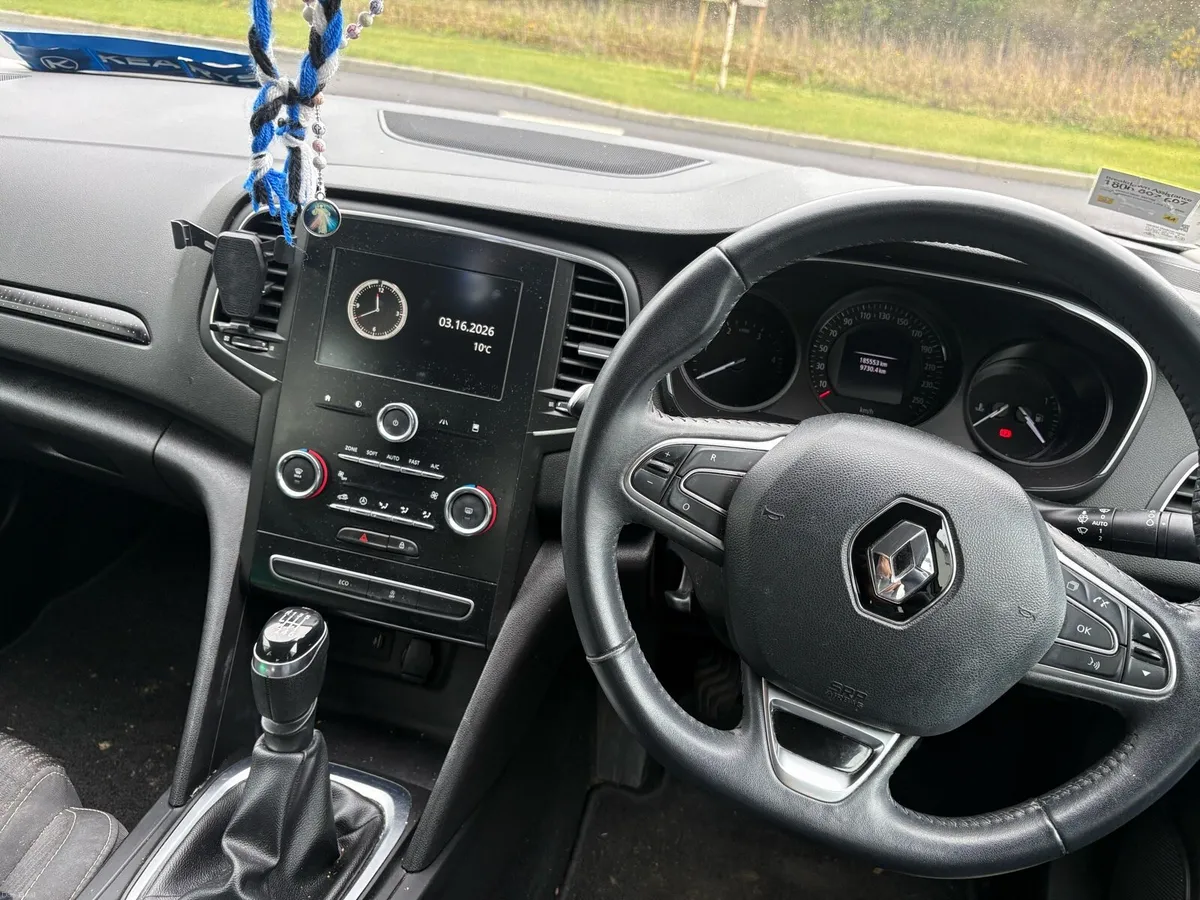 Renault Megane - Image 4