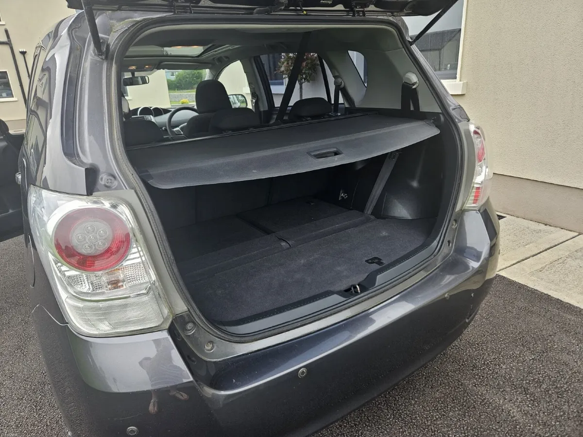 Toyota Verso 2011 - Image 5