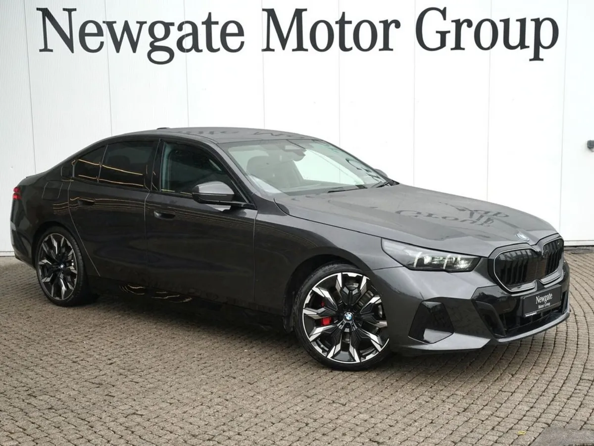 BMW 5-Series 530E M SPORT PRO *Comfort & Tech Pack - Image 3