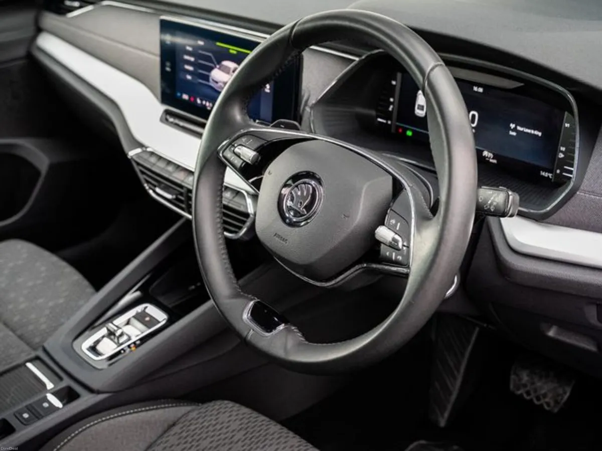 Skoda Octavia STY 2.0tdi DSG STYLE - Image 6