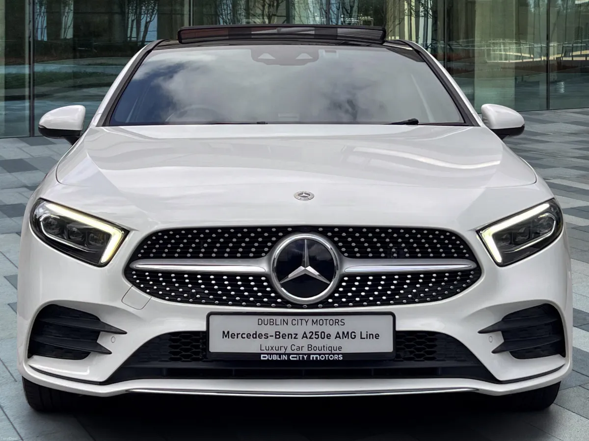 Mercedes Benz A250e AMG-Line Hatchback *Panroof* - Image 2