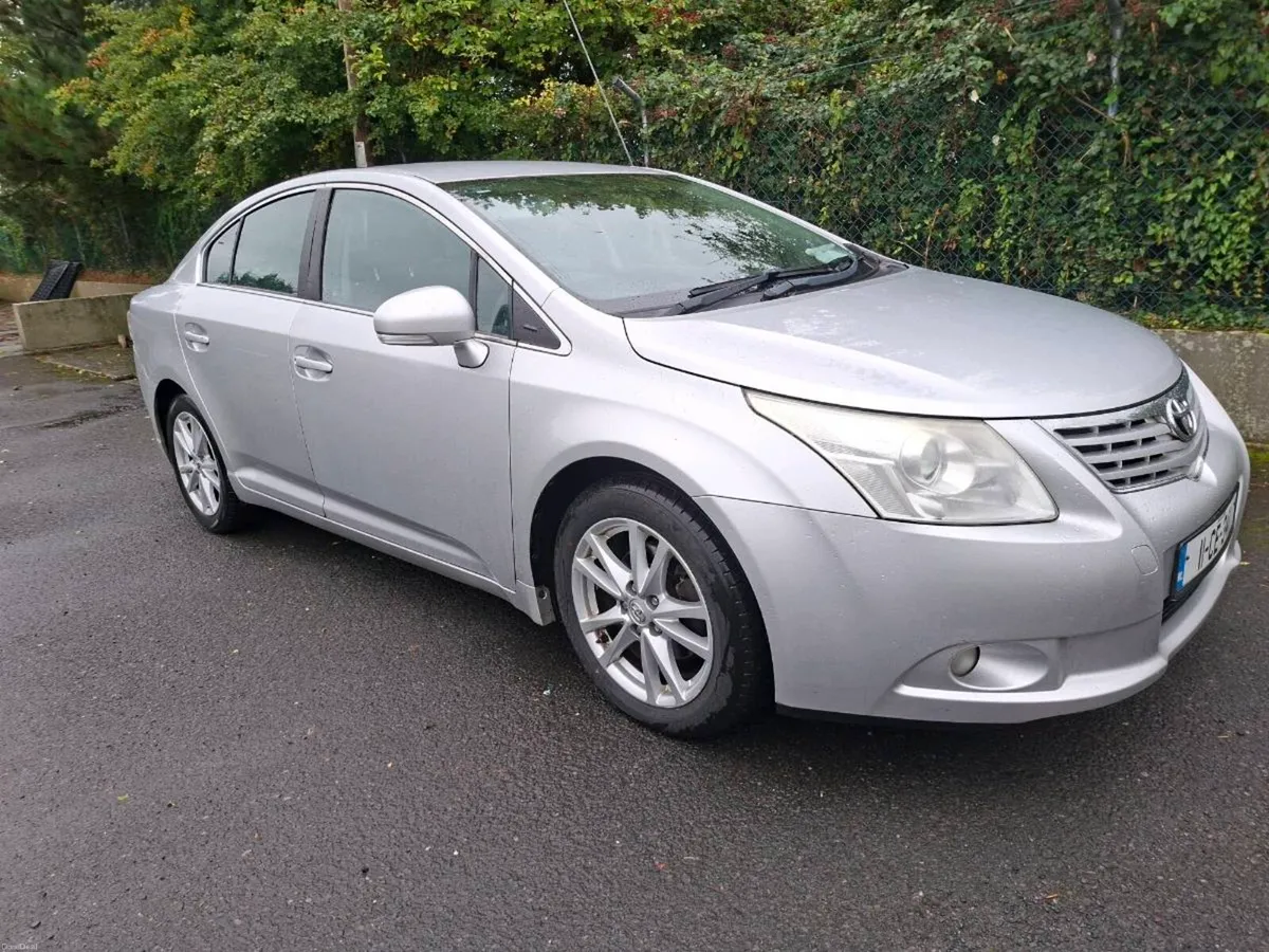 2012 toyota Avensis  nct 5/27 tax 1026 new nct - Image 6