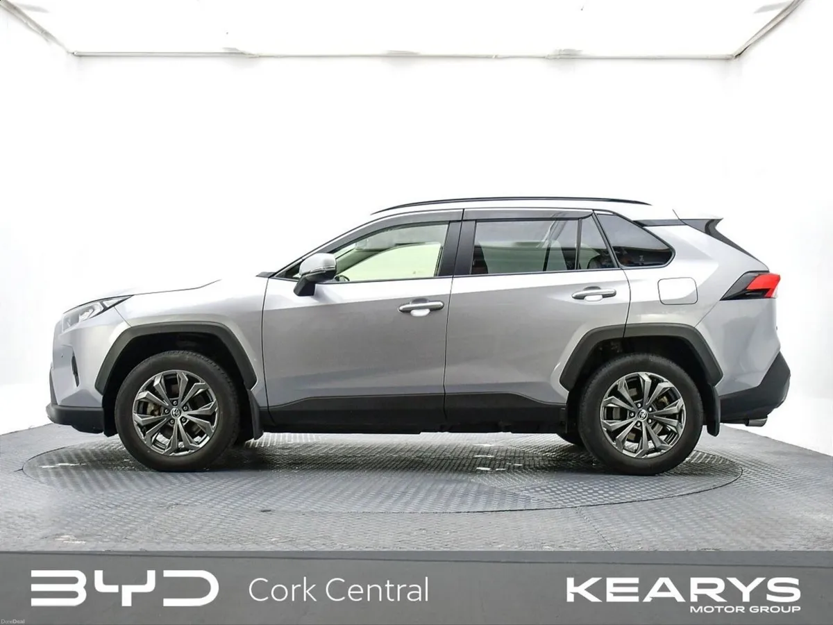 Toyota RAV4 2.5 Hybrid Sol 2WD - Image 3