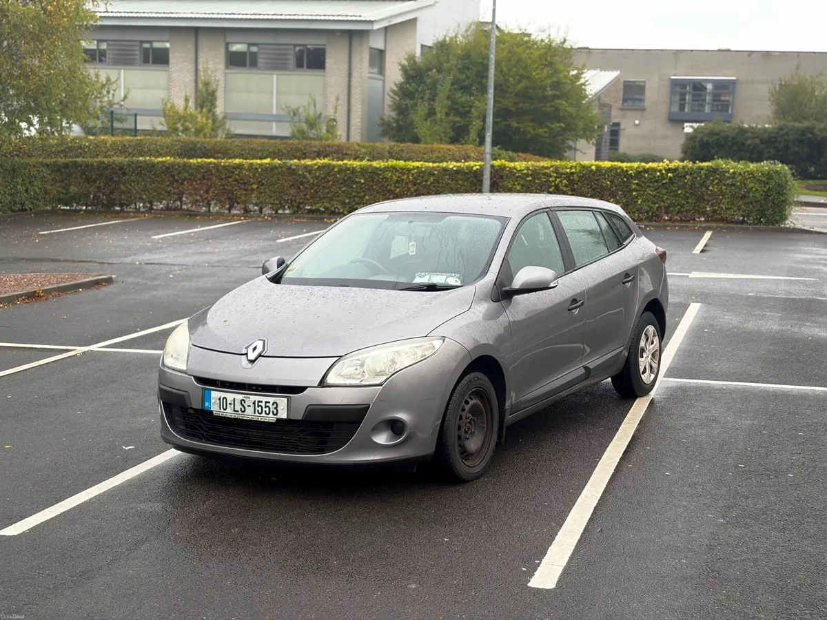 2010 Renault Megane Estate 1.5 Diesel - Image 2