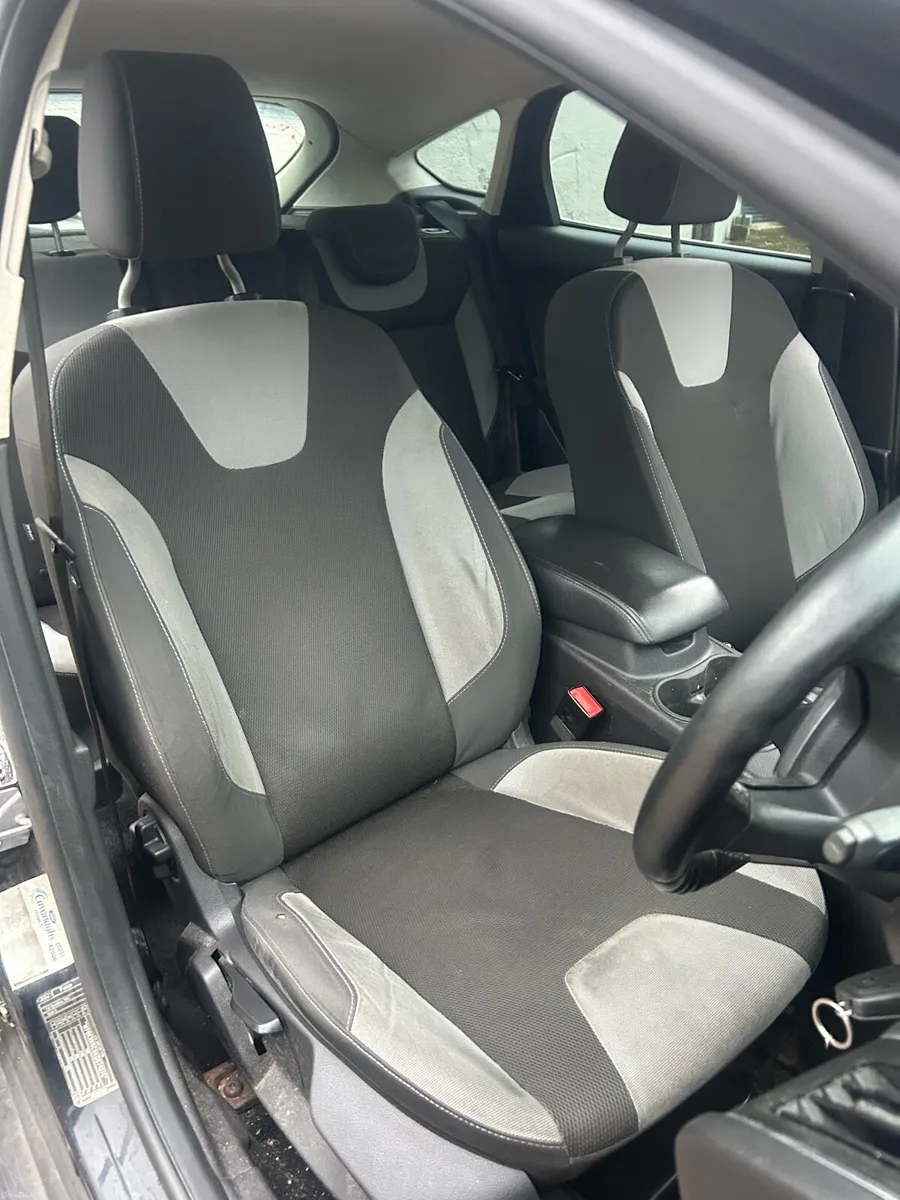 Ford focus 1.6 - Image 4