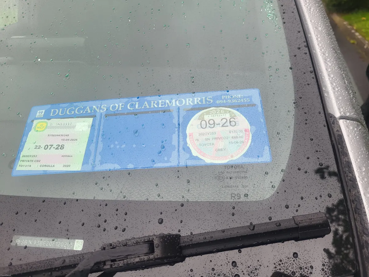 Toyota Corolla HYBRID AUTOMATIC - Image 6