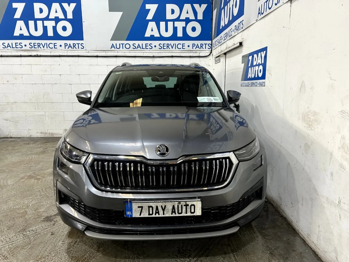 Skoda Kodiaq PAN ROOF STYLE 7 SEATER AUTO - Image 2