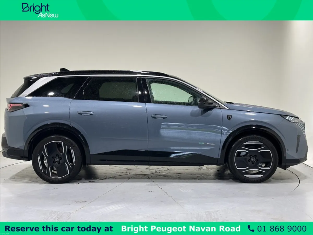 Peugeot 5008 EGT EXCLUSIVE 73KWH 210BHP - Image 5