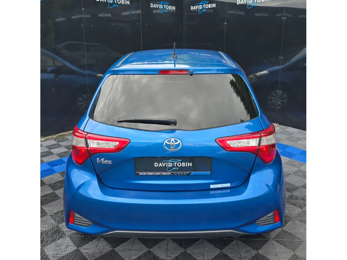 Toyota Vitz 1.3 PETROL AUTO - Image 5