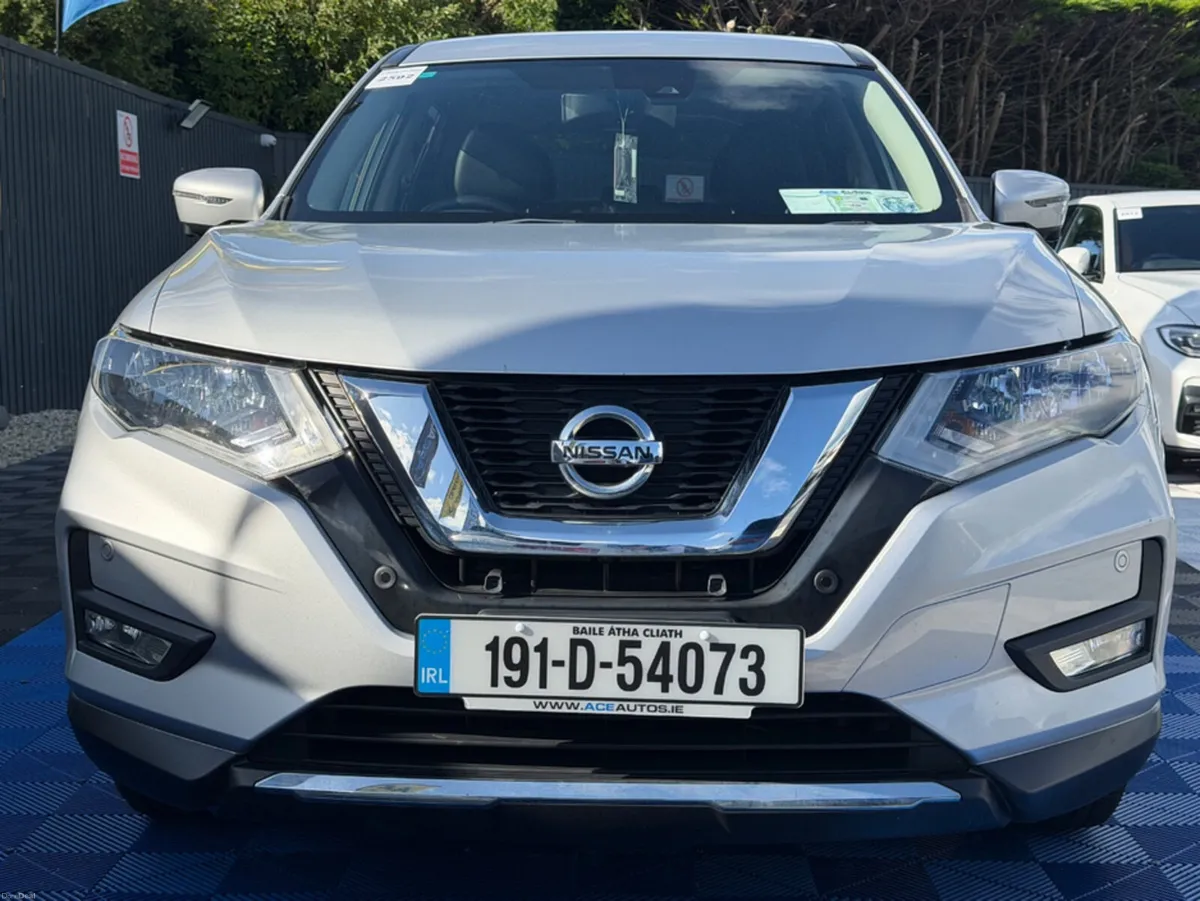 Nissan X-Trail SVE PREMIUM - 2.0L PETROL - AUTO - - Image 6