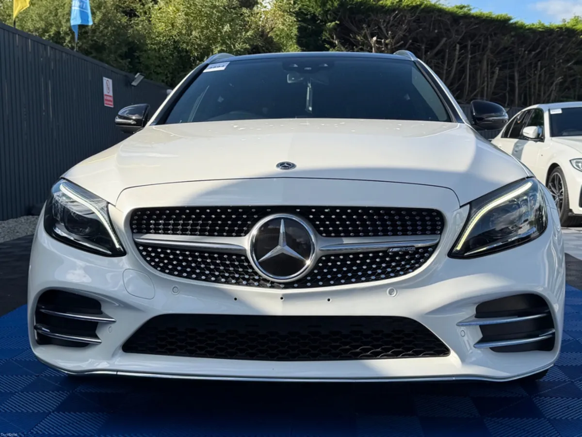 Mercedes-Benz C-Class AMG LINE - 2.0L DIESEL - AUT - Image 6