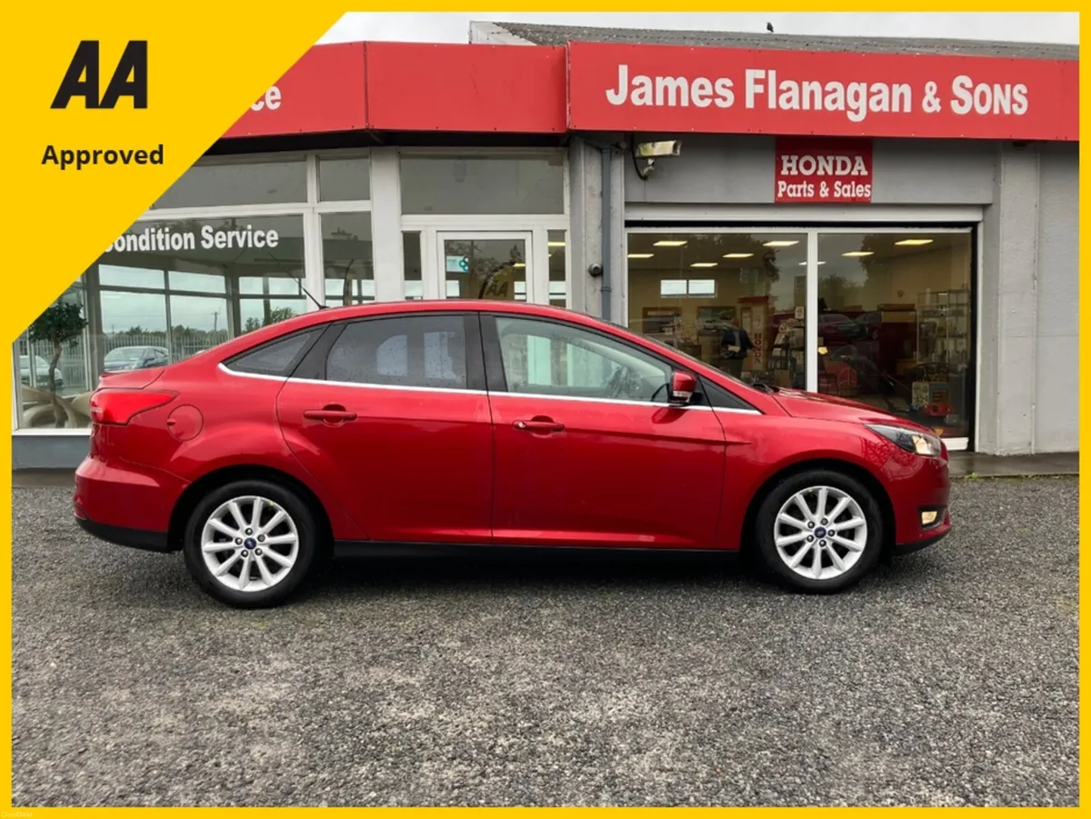 Ford Focus TITANIUM 1.5 TD 95PS 6SPEED 4DR - Image 4