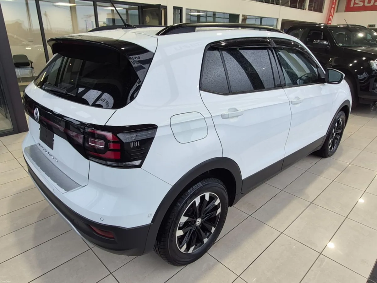 Volkswagen T-Cross 1.0 TSI - Image 4