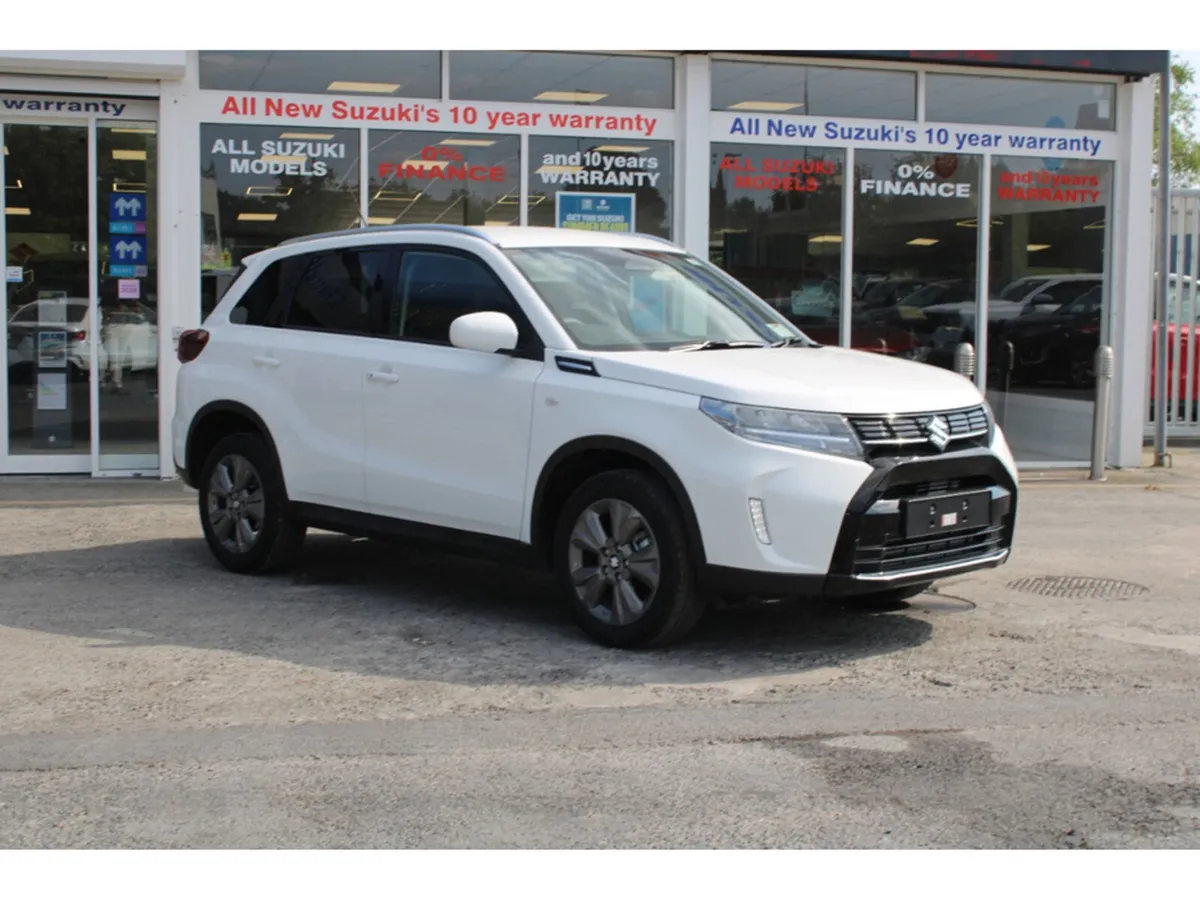 Suzuki Vitara 1.5 Hybrid motion + 10 yr warranty - Image 3