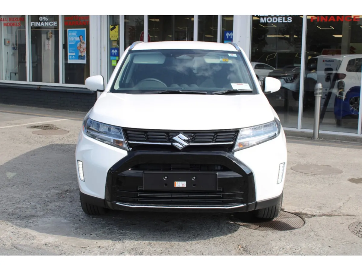 Suzuki Vitara 1.5 Hybrid motion + 10 yr warranty - Image 5