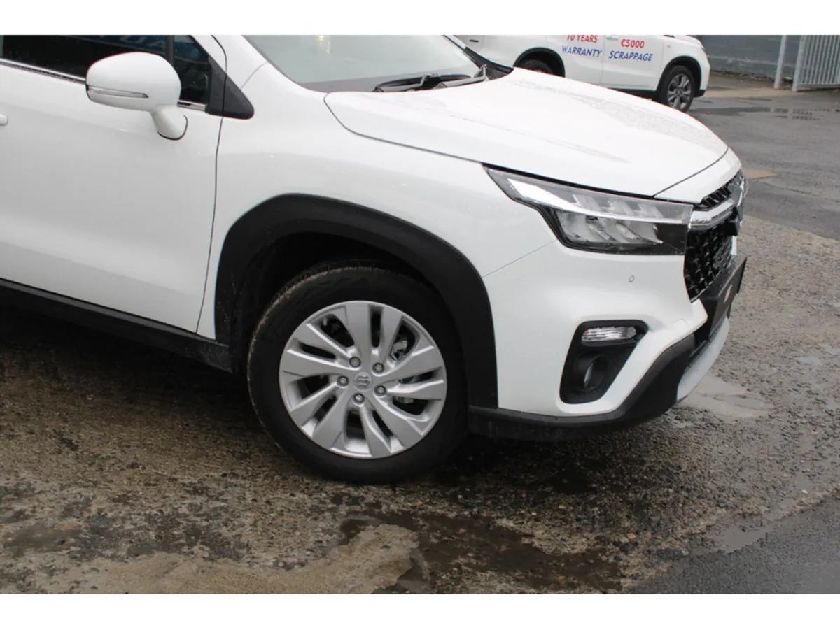 Suzuki SX4 S-Cross 1.4 hybrid motion +10 yr warran - Image 5