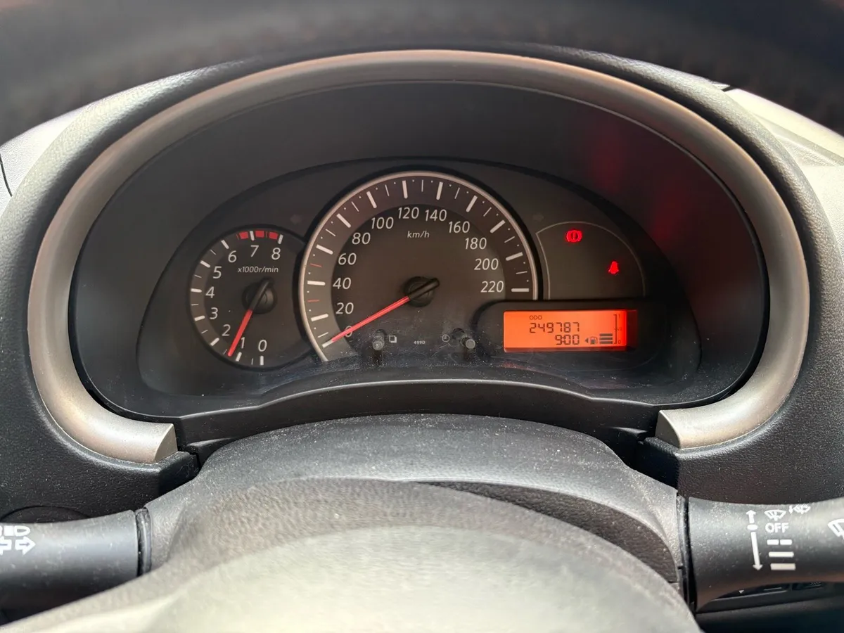 Nissan Micra 1.2 2012 - Image 5