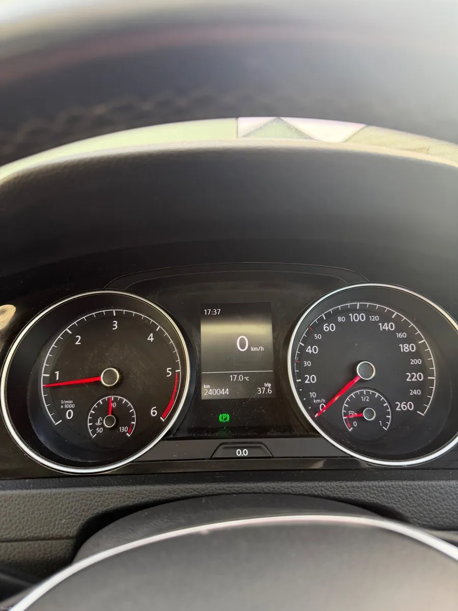Volkswagen Golf 2014 - Image 3