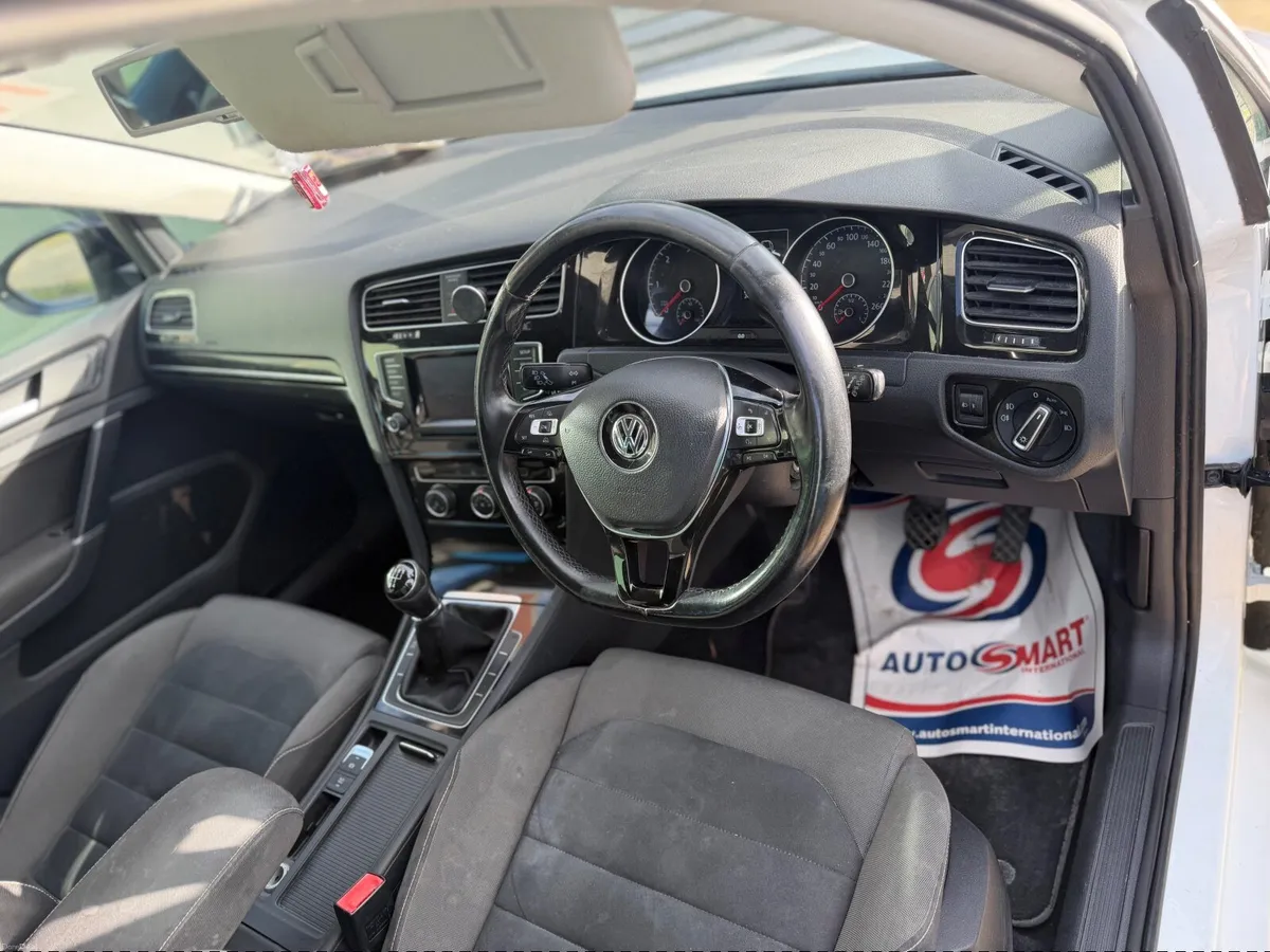Volkswagen Golf 2014 - Image 5