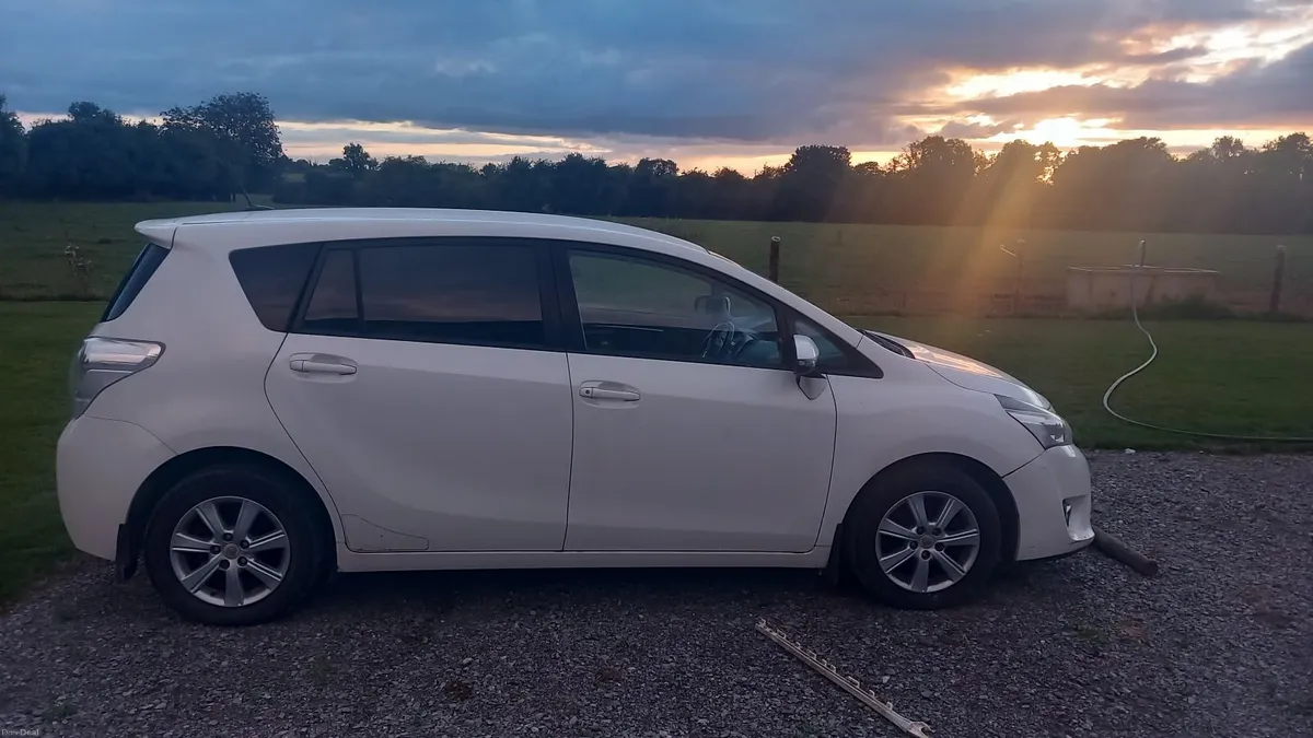 Toyota Verso 2016 - Image 5
