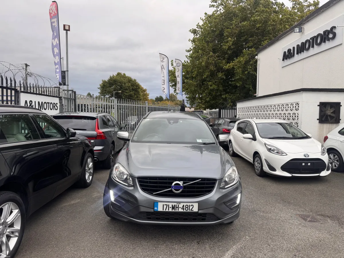 17 Volvo XC60 2.0 Diesel R Desigh - Image 3