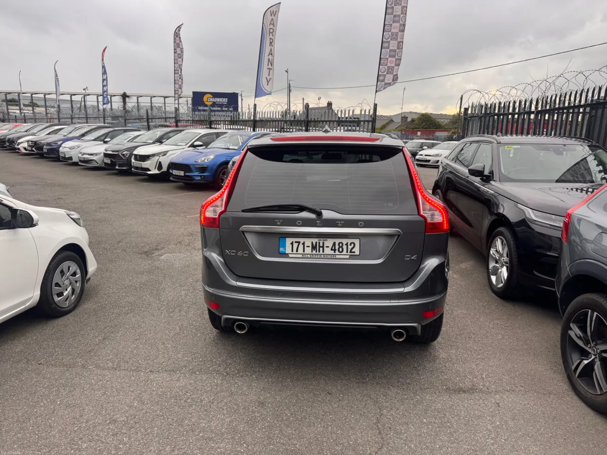 17 Volvo XC60 2.0 Diesel R Desigh - Image 6