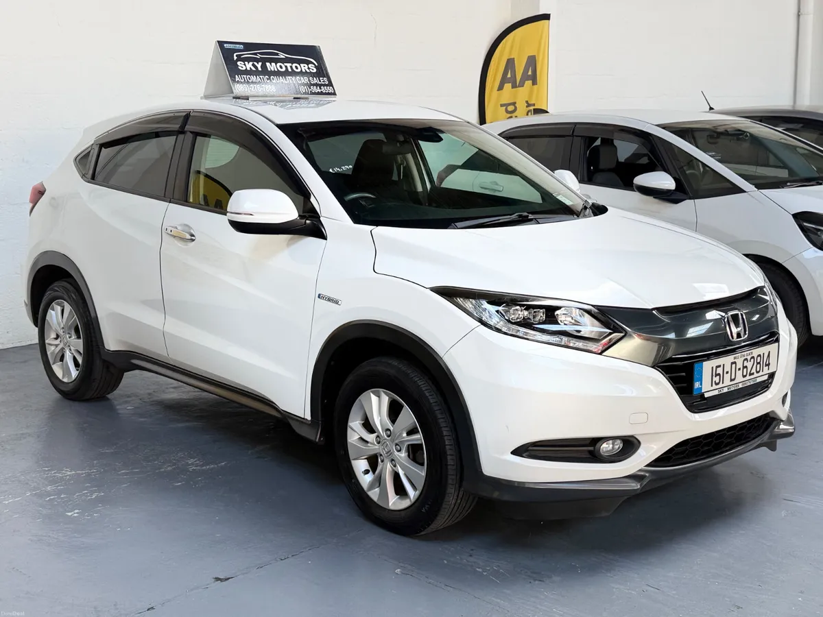 2015 Honda vezel(HRV)1.5 Hybrid automatic,CarPlay - Image 5
