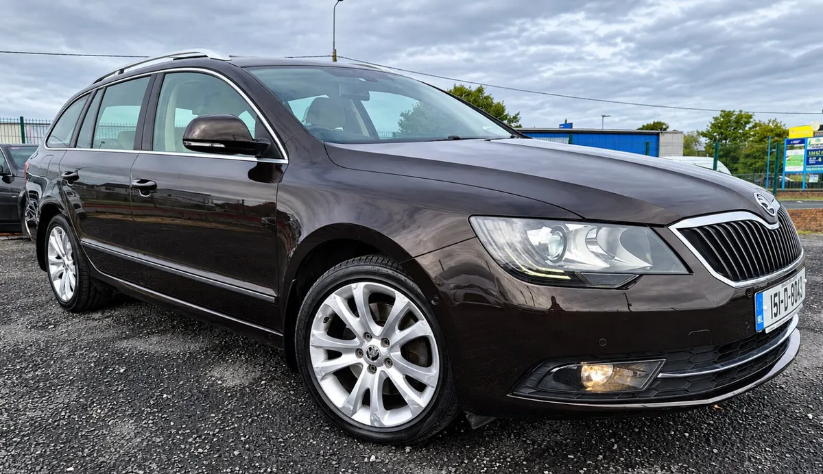 2015 Skoda Superb 2.0 TDI 170BHP DSG Elegance - Image 6