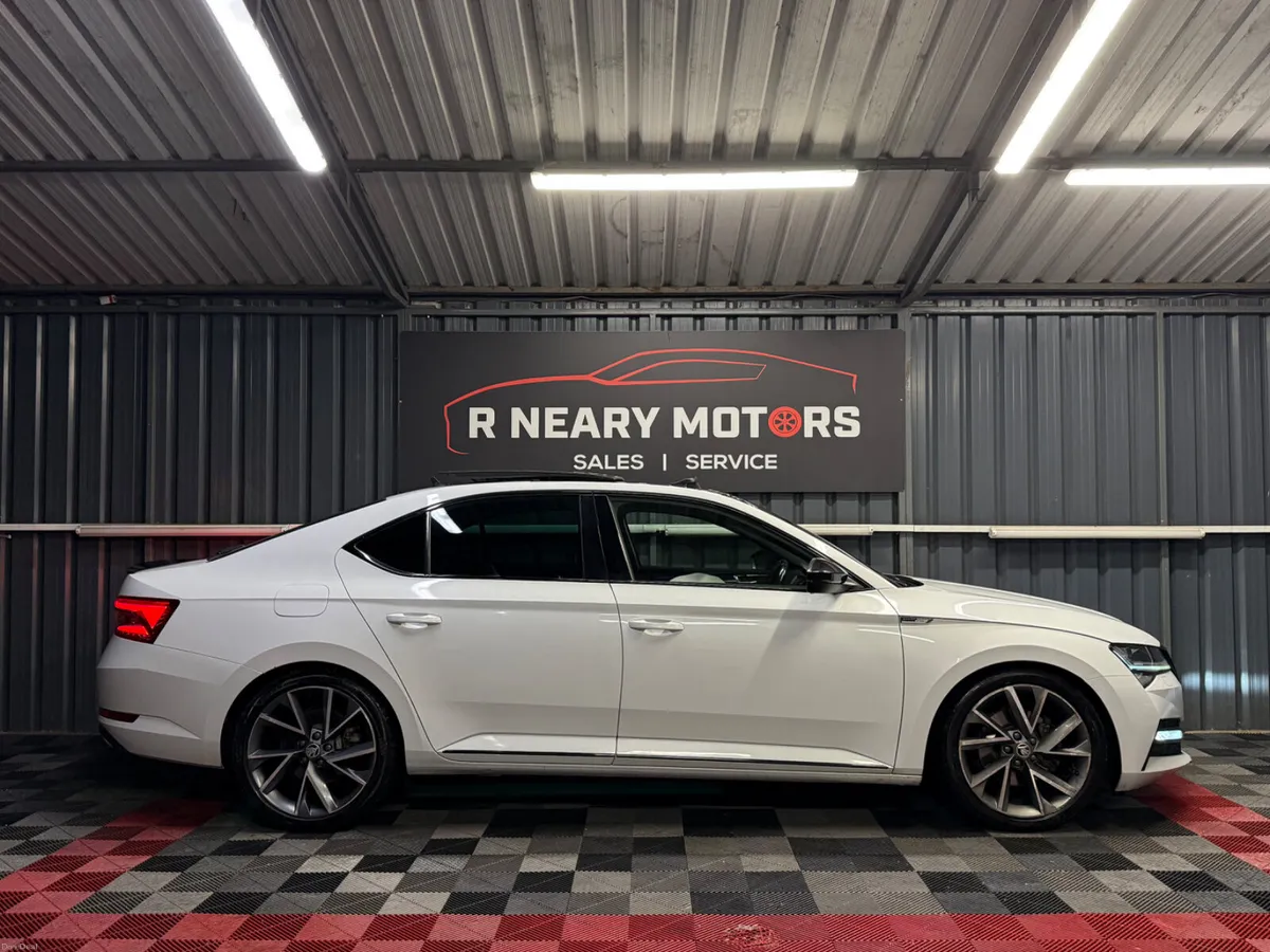 2020 Skoda Superb Sportline 2.0TDI 150HP DSG - Image 4