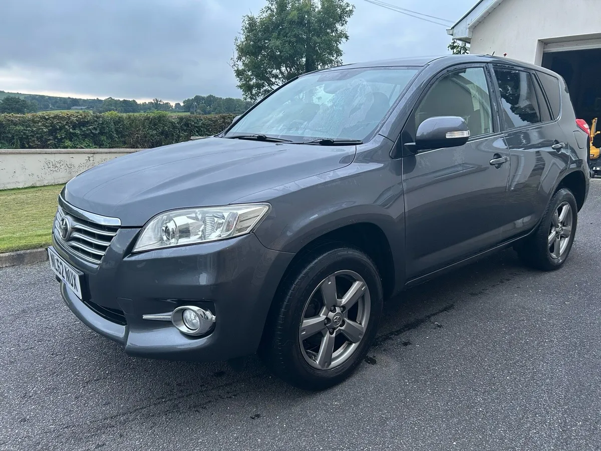 2012 Toyota RAV4 XT-R D-4D - Image 6