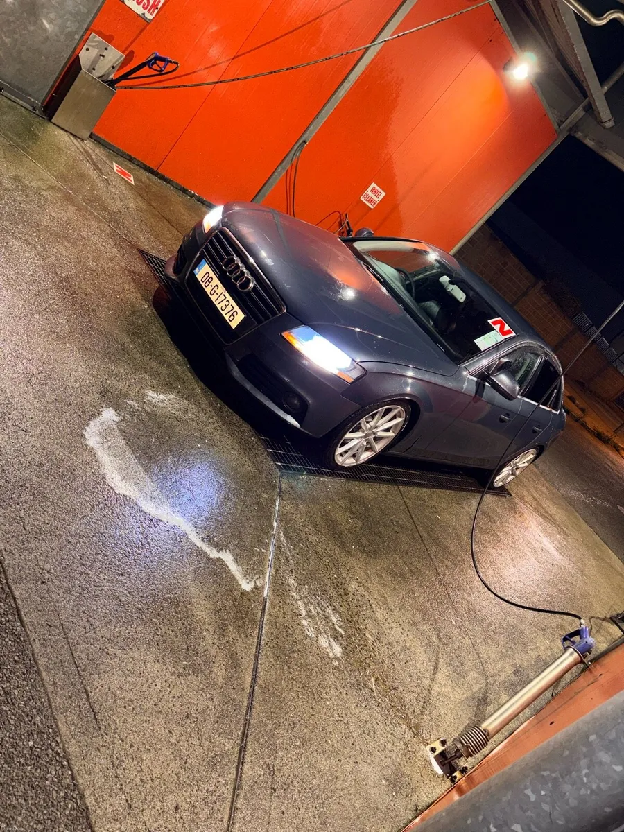 Audi A4 - Image 2